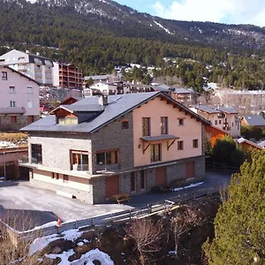 https://chez-maguy-chambres-dhotes-et-appartements.fr-provencehotel.com