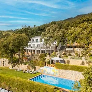 3* Pensión Vilafoia